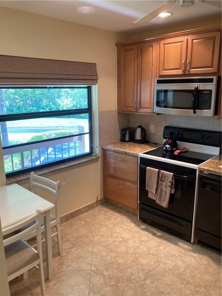 21731 Arriba Real, Unit 27B Boca Raton, FL 33433 - Photo 11 of 17 Photo 11