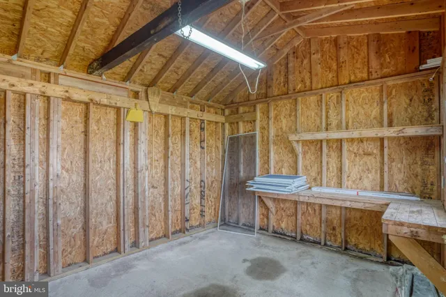 $299,900 | 2968 Deep Grass Lane, Houston, DE 19954