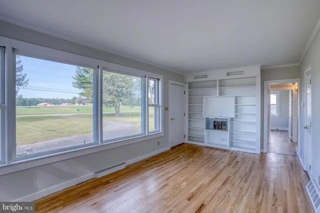 $299,900 | 2968 Deep Grass Lane, Houston, DE 19954