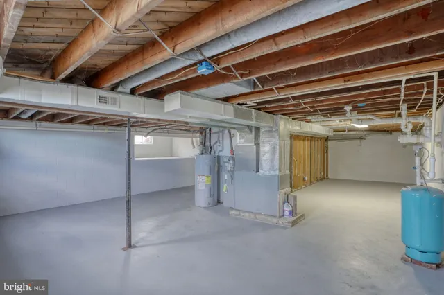 $299,900 | 2968 Deep Grass Lane, Houston, DE 19954