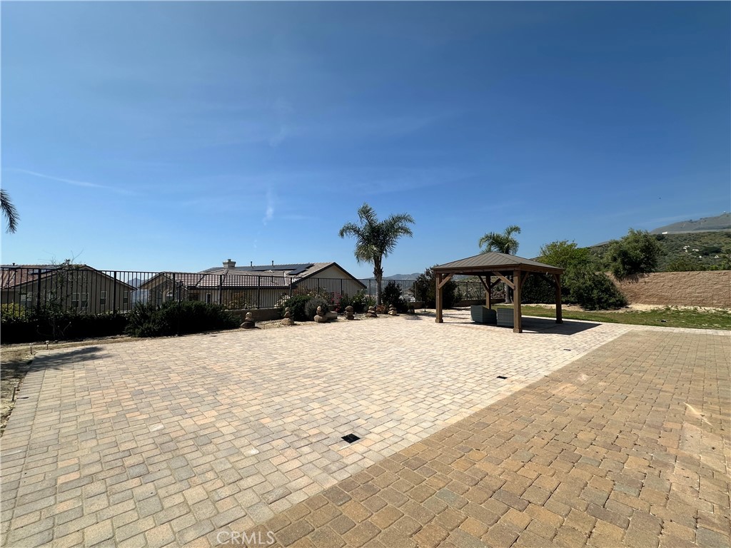 20420 West Vía Urbino Porter Ranch, CA 91326 - Photo 20 of 22 Backyard