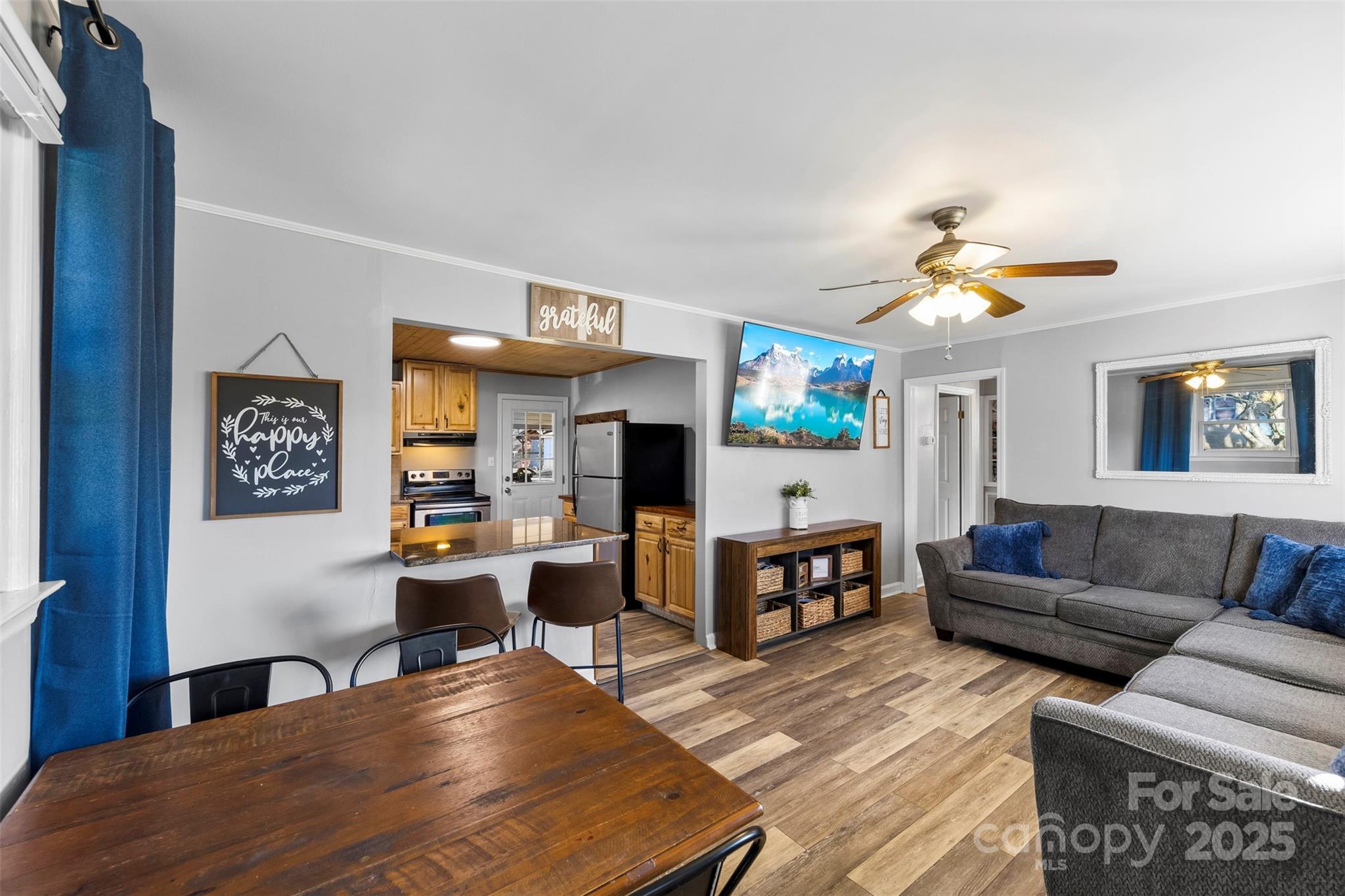 652 Dallas Spencer Mountain Road Dallas, NC 28034 - Photo 4 of 26