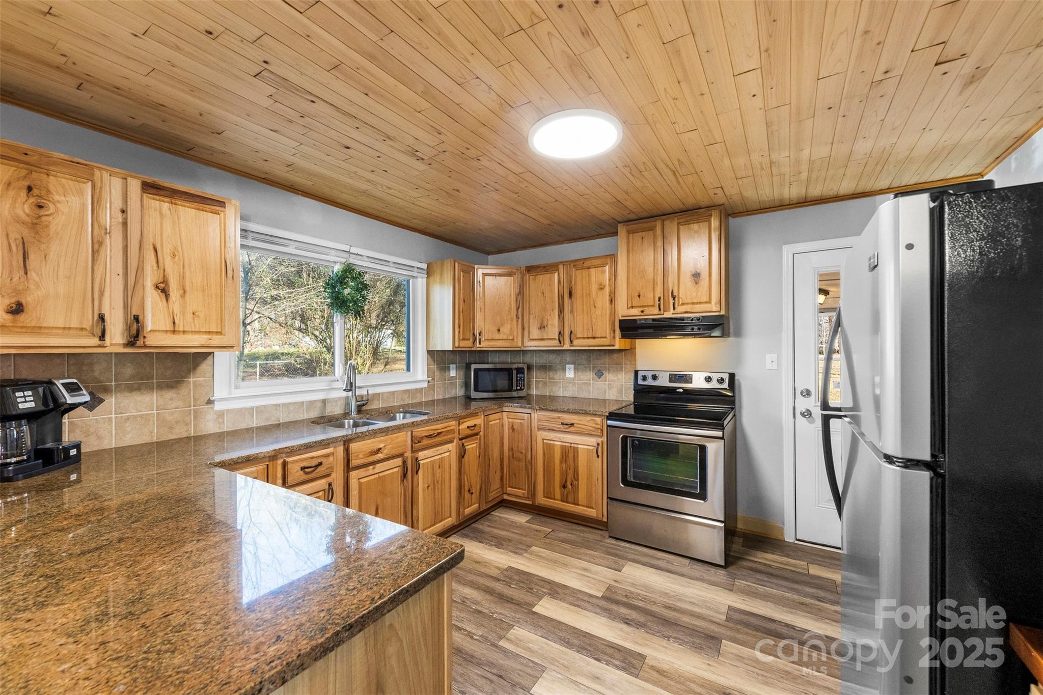 652 Dallas Spencer Mountain Road Dallas, NC 28034 - Photo 7 of 26