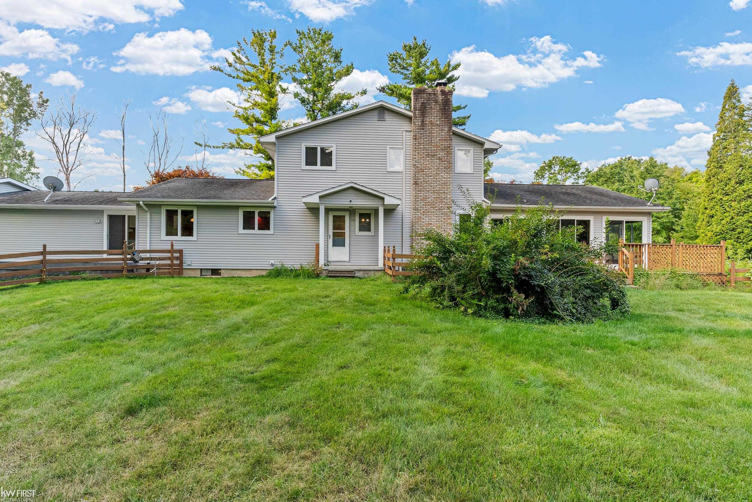 1061 Rose Center Road Fenton, MI 48430 - Photo 58 of 66
