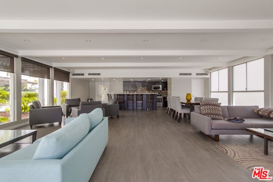 7250 Franklin Avenue, Unit 702 Los Angeles, CA 90046 - Photo 12 of 39