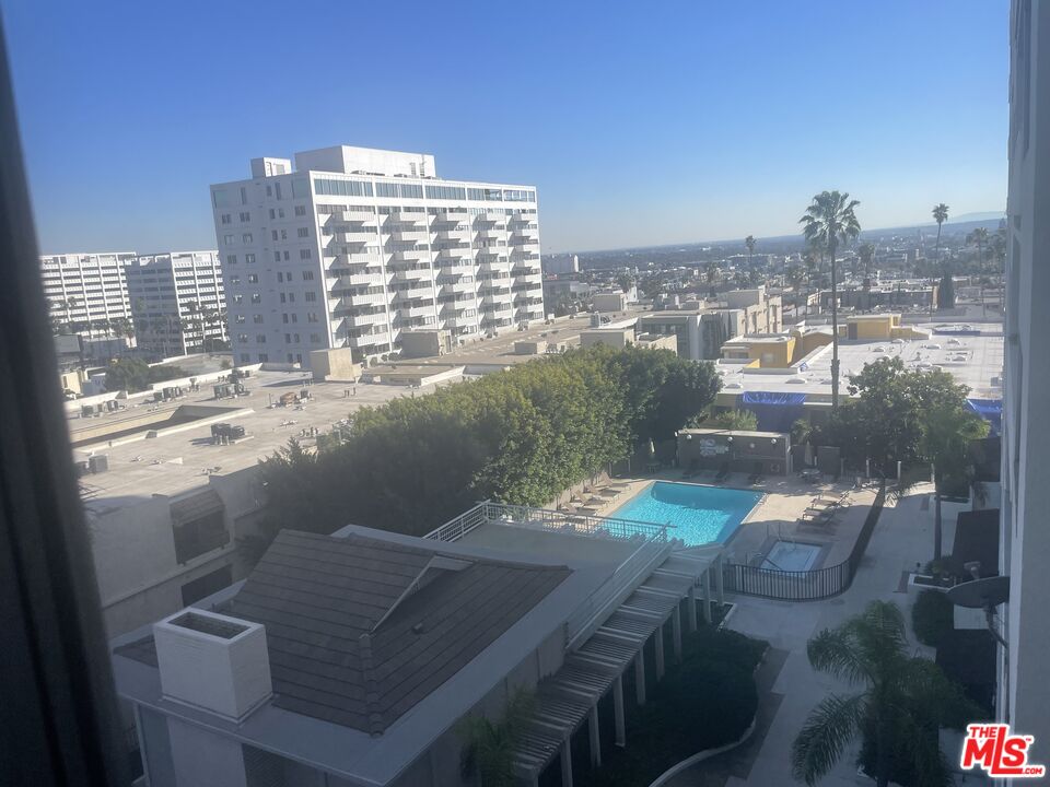 7250 Franklin Avenue, Unit 702 Los Angeles, CA 90046 - Photo 30 of 39