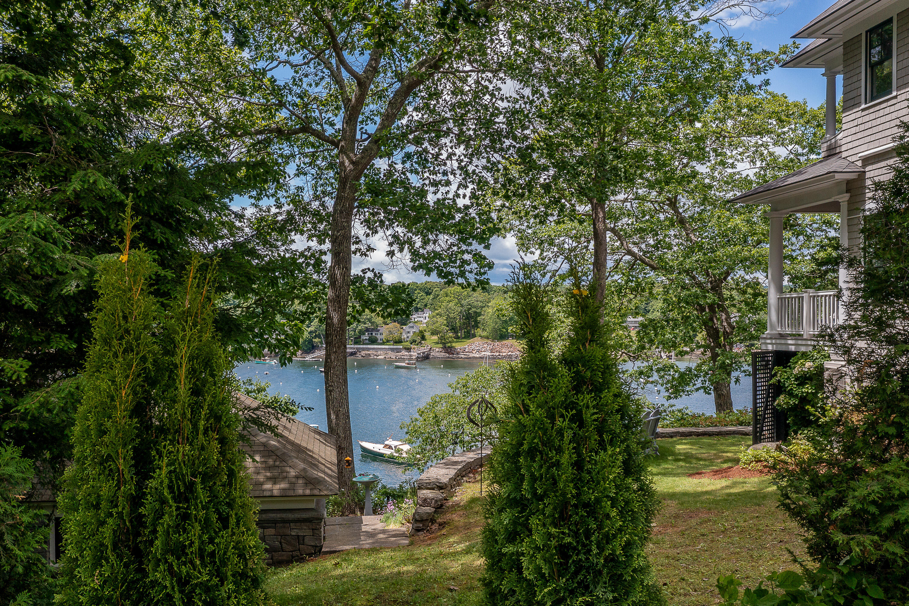 195 Beauchamp Point Road Rockport, ME 04856 - Photo 4 of 31