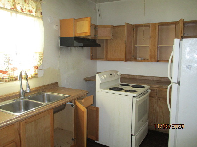 Undisclosed Address Chicago, IL 60628 - Photo 15 of 16