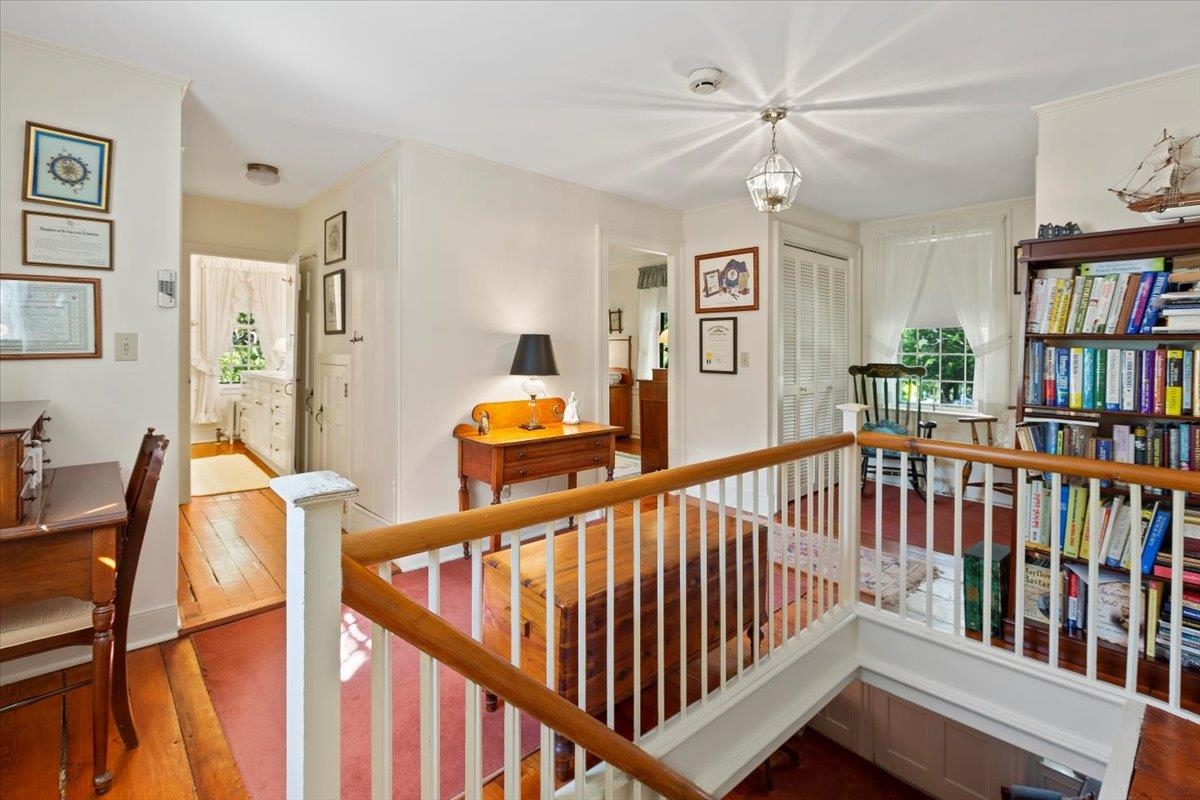 55 Monument Avenue Bennington, VT 05201 - Photo 23 of 38