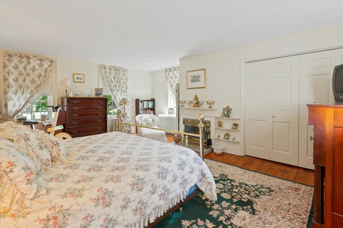 55 Monument Avenue Bennington, VT 05201 - Photo 26 of 38