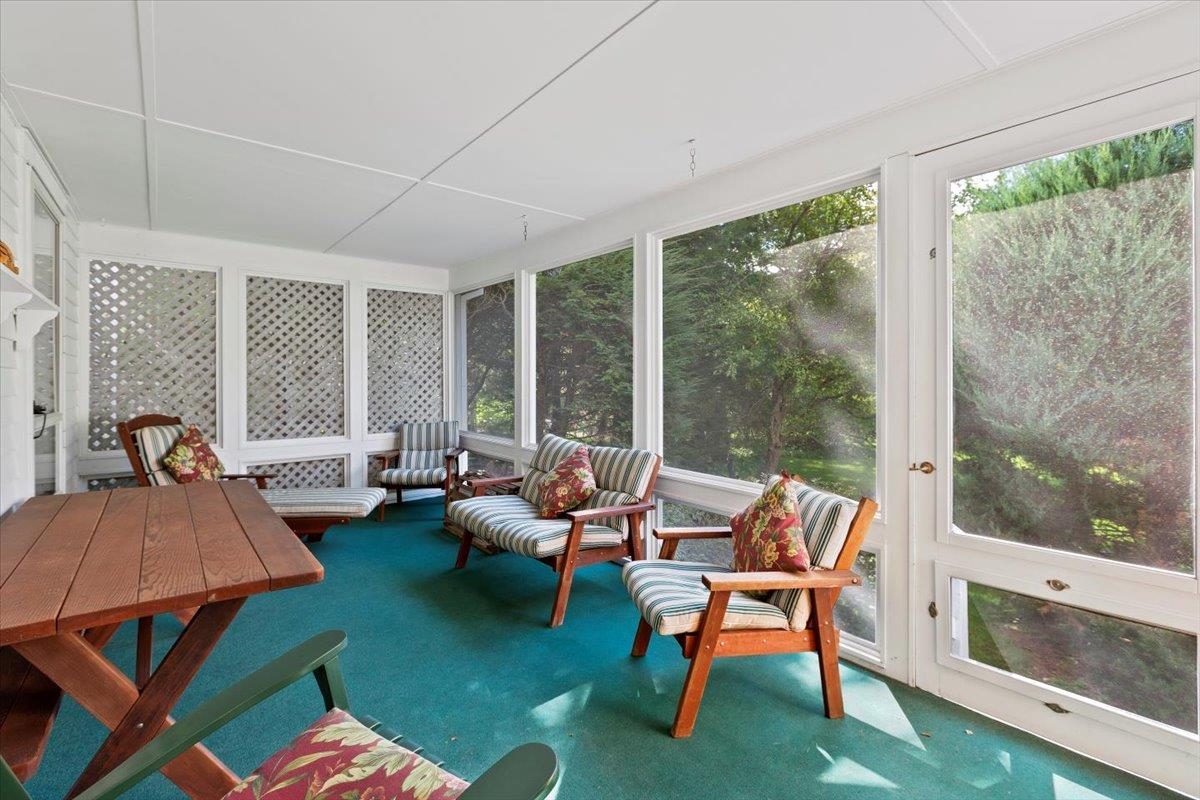 55 Monument Avenue Bennington, VT 05201 - Photo 30 of 38