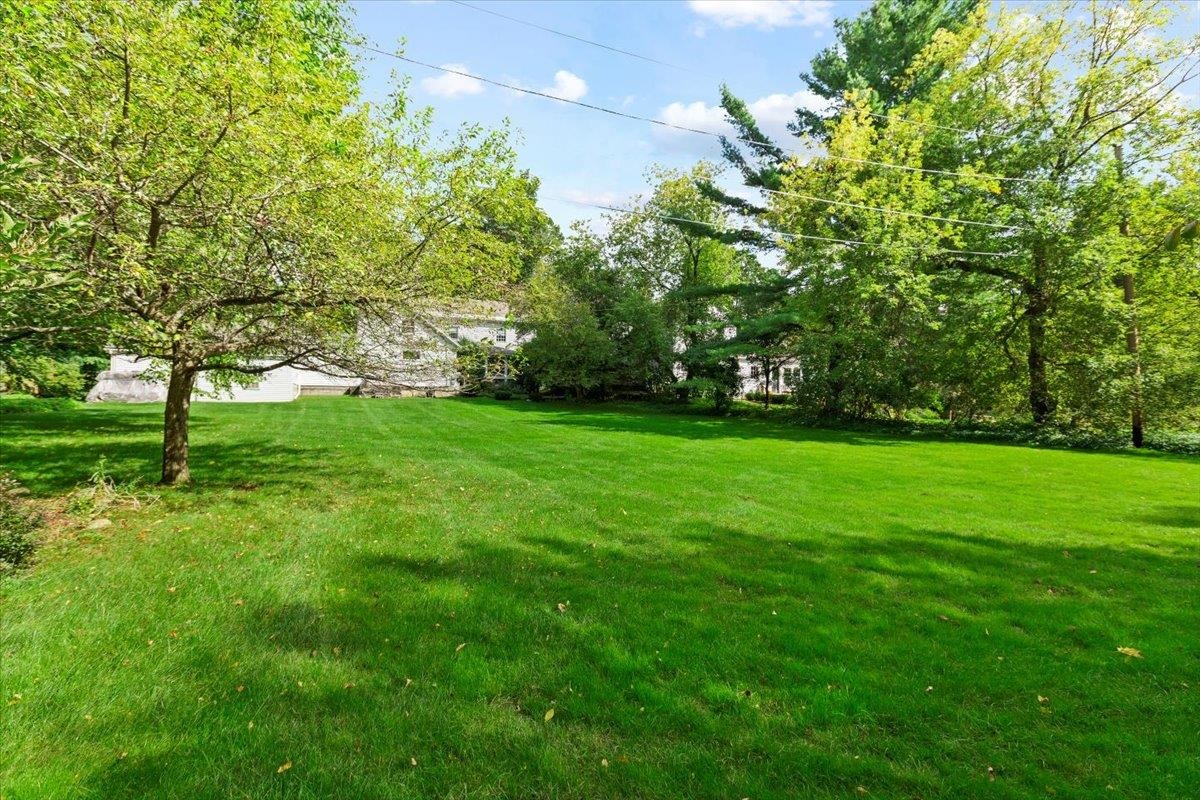 55 Monument Avenue Bennington, VT 05201 - Photo 36 of 38