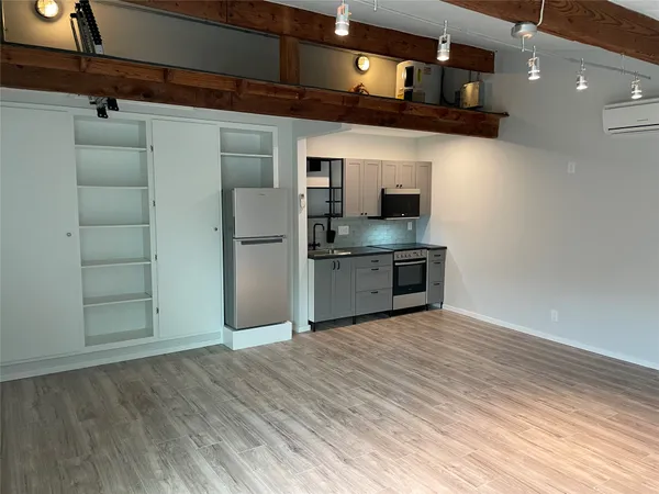 $1,595 | 4619 Jinx Avenue, Unit C, Austin, TX 78745