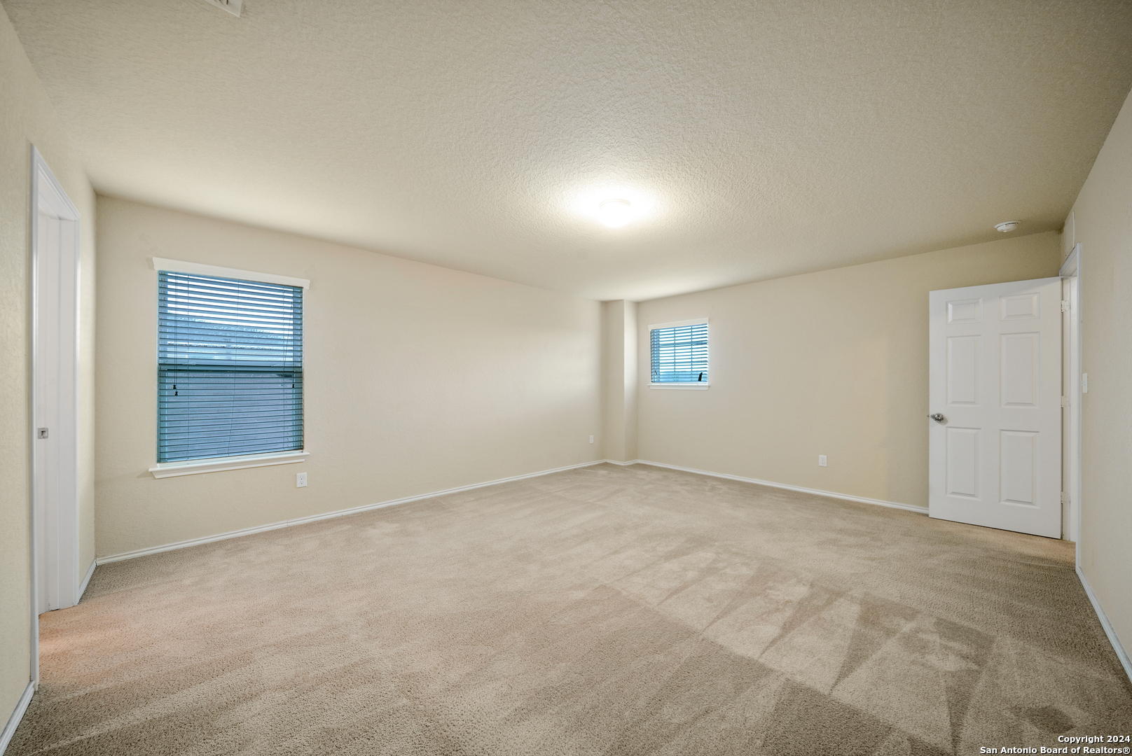 2415 Camberly View Converse, TX 78109 - Photo 18 of 30