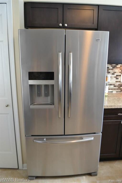 1545 Lomas Verdes Rochester Hills, MI 48306 - Photo 14 of 49