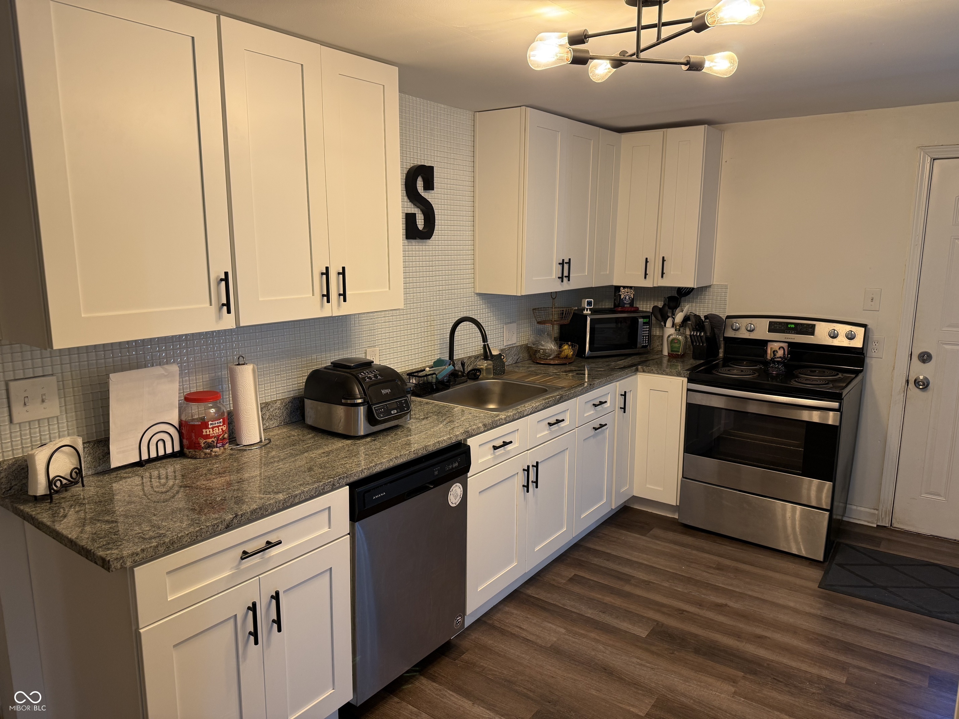 3838 Terrace Avenue Indianapolis, IN 46203 - Photo 9 of 26