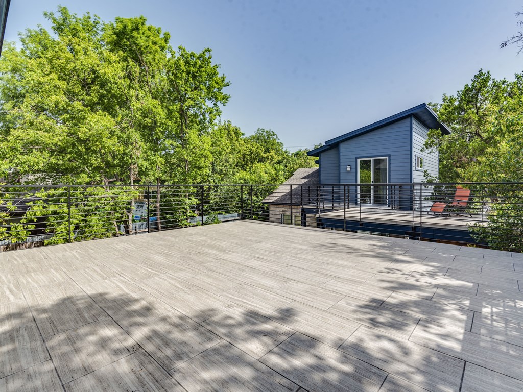406 Post Rd Drive, Unit 1 Austin, TX 78704 - Photo 20 of 30 rooftop deck. perfect for relaxing, entertaining, or enjoying Austin weather