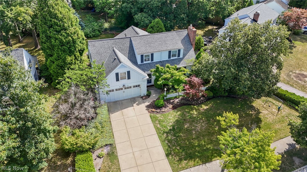 23399 Hardwick Road Beachwood, OH 44122 - Photo 2 of 37 Gallery Image 2