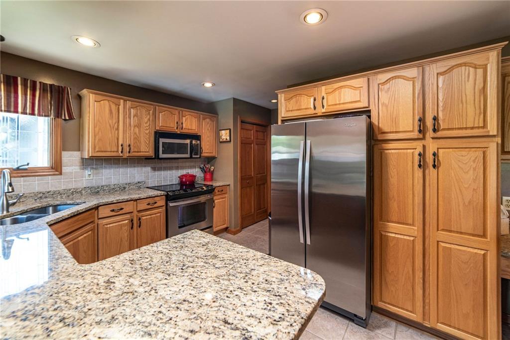 170 McDermott Road Trafford, PA 15085 - Photo 8 of 25 Gallery Image 8