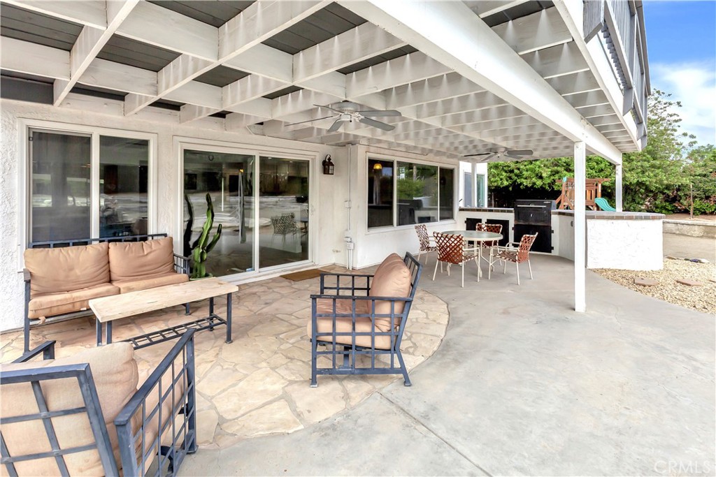 22041 Windtree Avenue Wildomar, CA 92595 - Photo 15 of 30