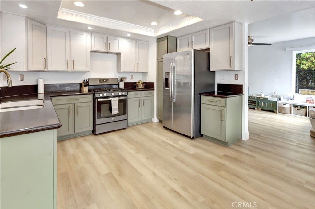 22041 Windtree Avenue Wildomar, CA 92595 - Photo 10 of 30