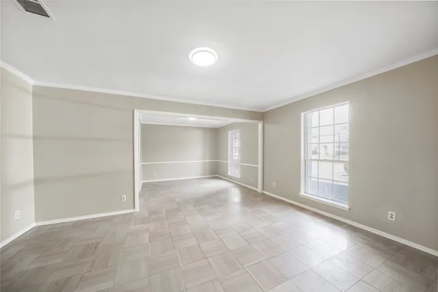 $2,650 | 16121 Singapore Lane, Jersey Village, TX 77040