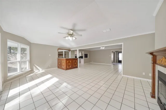 $2,650 | 16121 Singapore Lane, Jersey Village, TX 77040