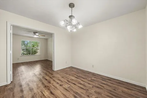 $250,000 | 2504 Brook Hollow Court, Mesquite, TX 75150