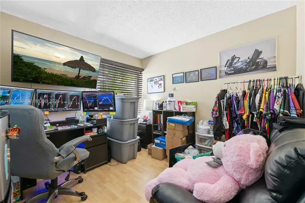 $899,999 | 10610 Southwest 128th Avenue, Miami, FL 33186