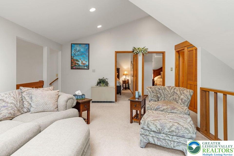 15 Hazard Run Road Lake Harmony, PA 18624 - Photo 33 of 48 a living room with furniture and a couch