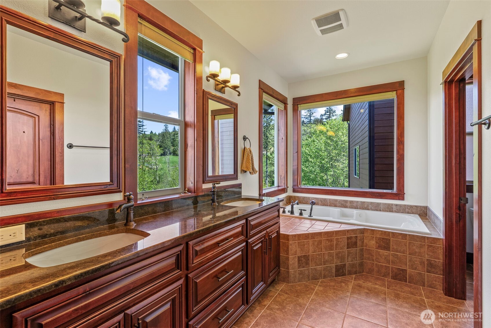 2355 China Garden Road Kalama, WA 98625 - Photo 13 of 38