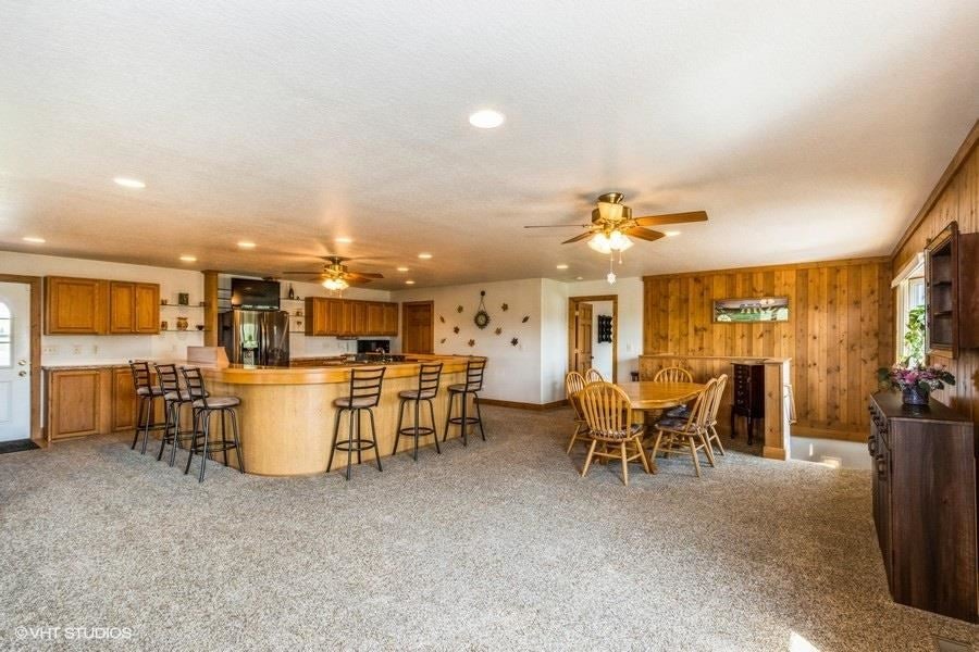 3230 170th Street Riverside, IA 52327 - Photo 11 of 49 Gallery Image 11