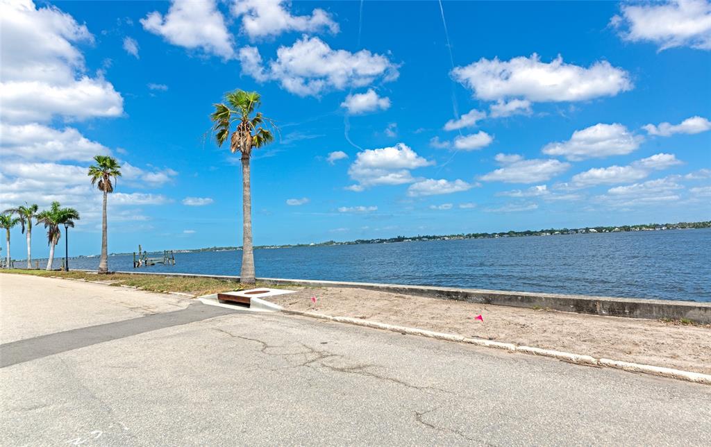 2305 Riverview Boulevard Bradenton, FL 34205 - Photo 21 of 71