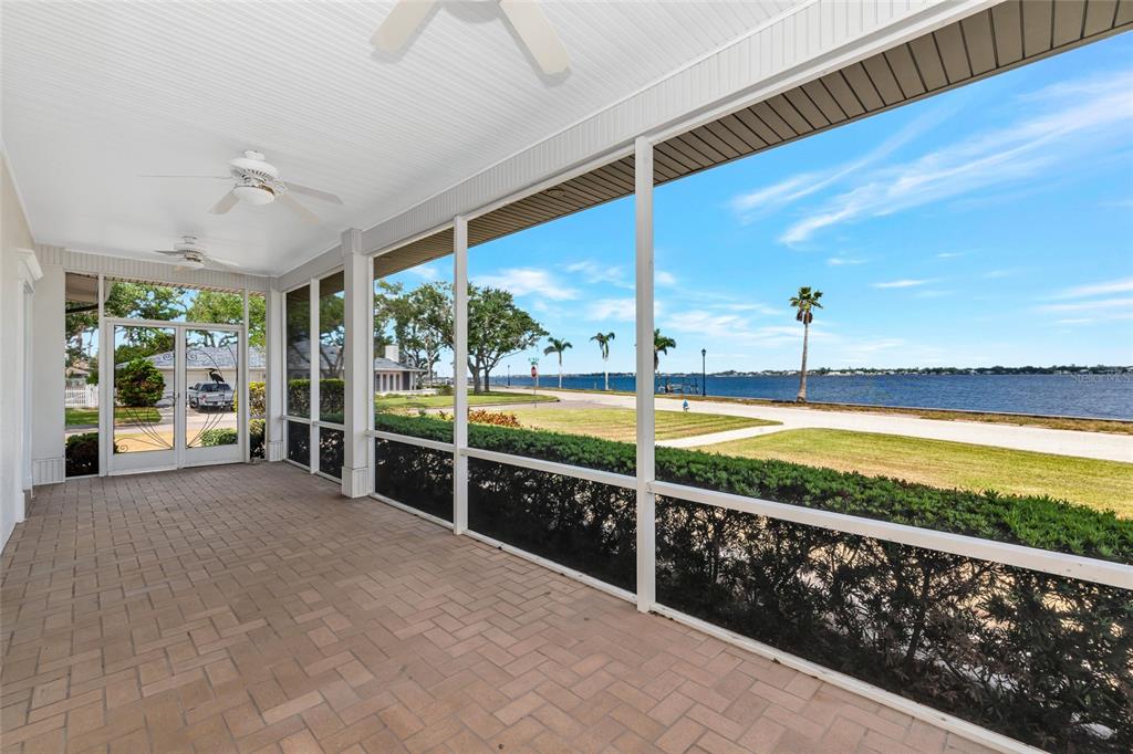 2305 Riverview Boulevard Bradenton, FL 34205 - Photo 23 of 71