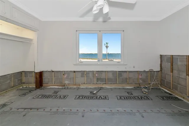 a view of a room with a dining space