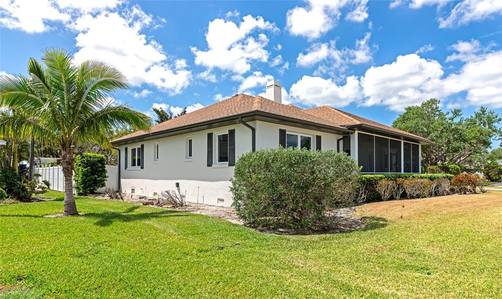 2305 Riverview Boulevard Bradenton, FL 34205 - Photo 6 of 71 a view of a house with a yard