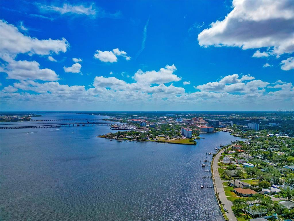2305 Riverview Boulevard Bradenton, FL 34205 - Photo 66 of 71 a view of a room with a dining space