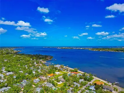 $1,200,000 | 2305 Riverview Boulevard, Bradenton, FL 34205