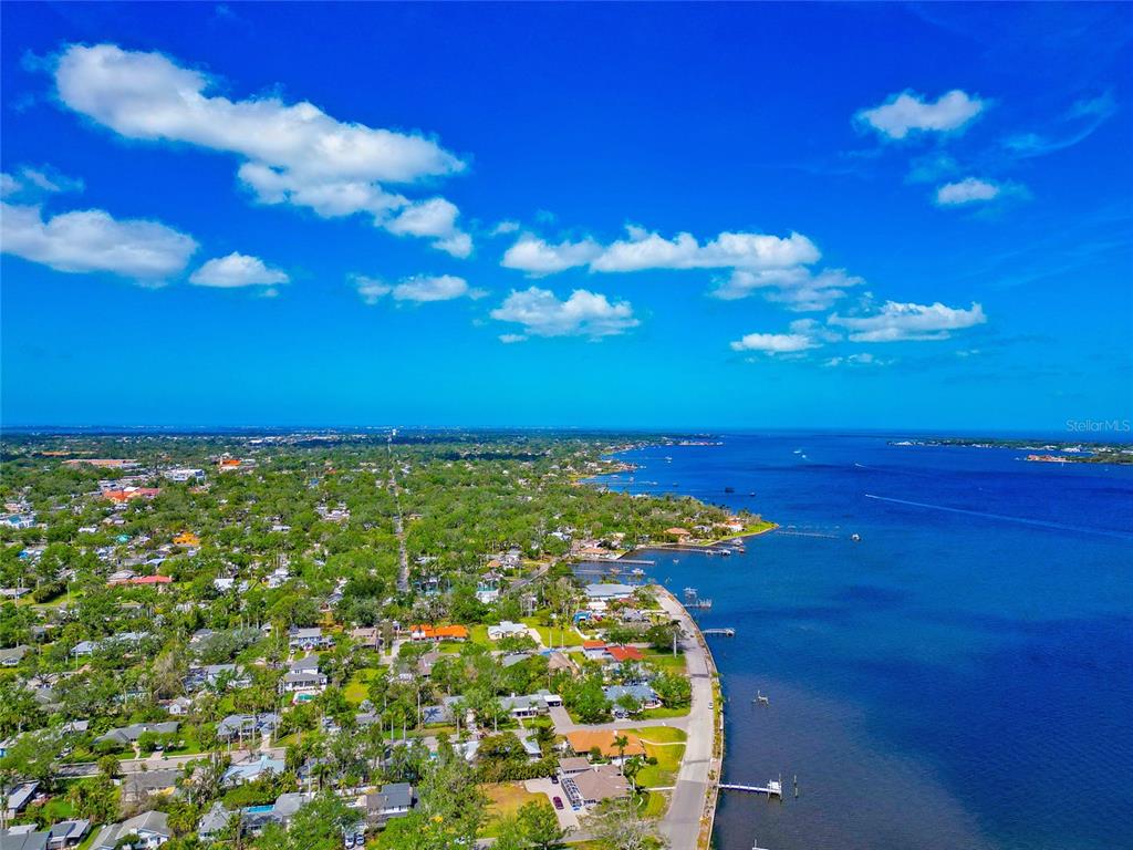 2305 Riverview Boulevard Bradenton, FL 34205 - Photo 71 of 71 a view of a green yard