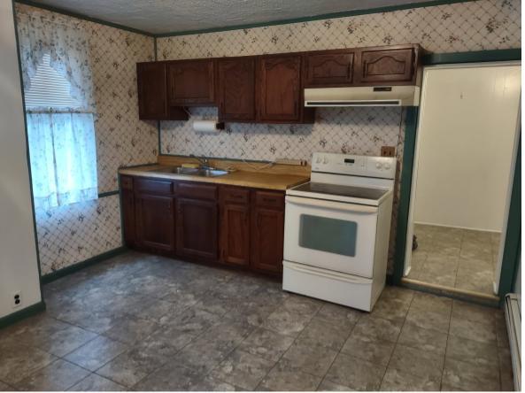 151 North Gorsuch Road Westminster, MD 21157 - Photo 9 of 10 Cozy kitchen