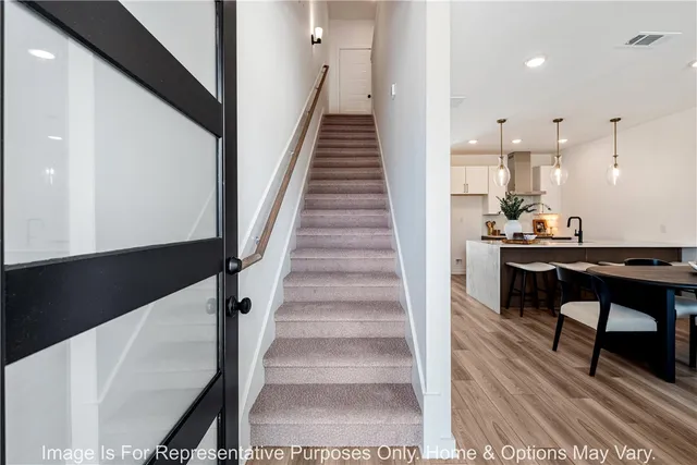 a view of entryway and hall