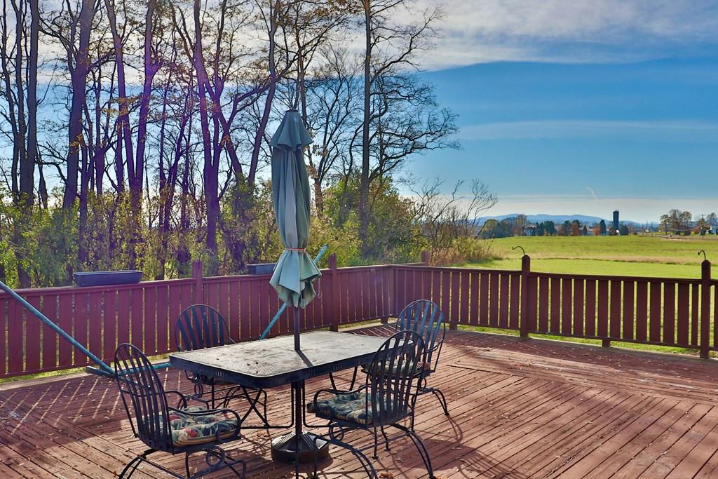 18 Fox Farm Road Plattsburgh, NY 12901 - Photo 14 of 23 Gallery Image 14