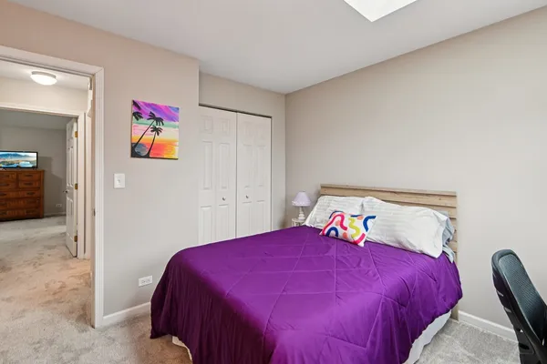 $365,000 | 1628 Hilton Head Drive, Naperville, IL 60563