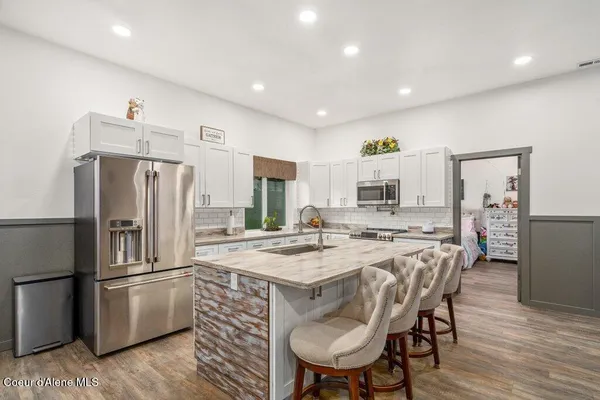 $575,000 | 140 Wright Road, Kingston, ID 83839