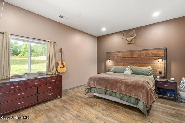 $575,000 | 140 Wright Road, Kingston, ID 83839