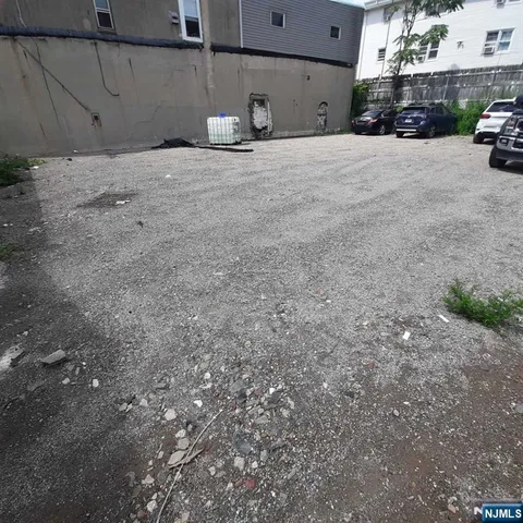 $699,000 | Undisclosed Address, Cliffside Park, NJ 07010