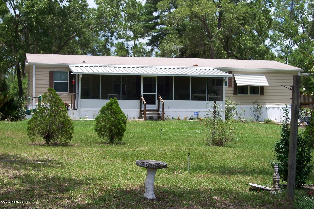 116 Ketner Road Welaka, FL 32112 - Photo 1 of 32 Front of home