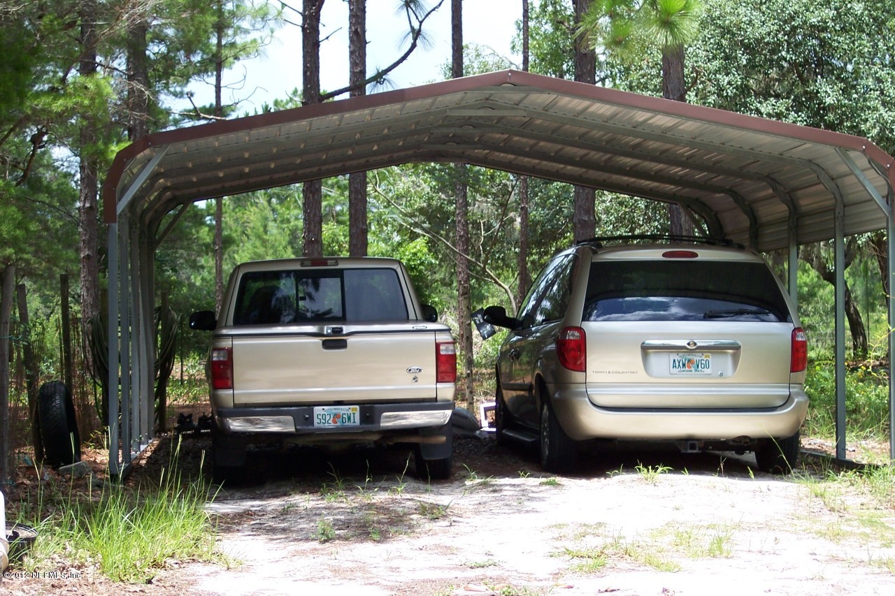 116 Ketner Road Welaka, FL 32112 - Photo 6 of 32 Carport