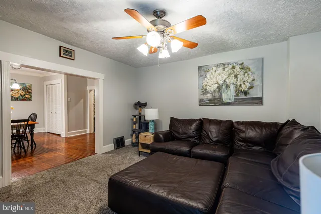 $299,900 | 27 Hebb Road, Hagerstown, MD 21740