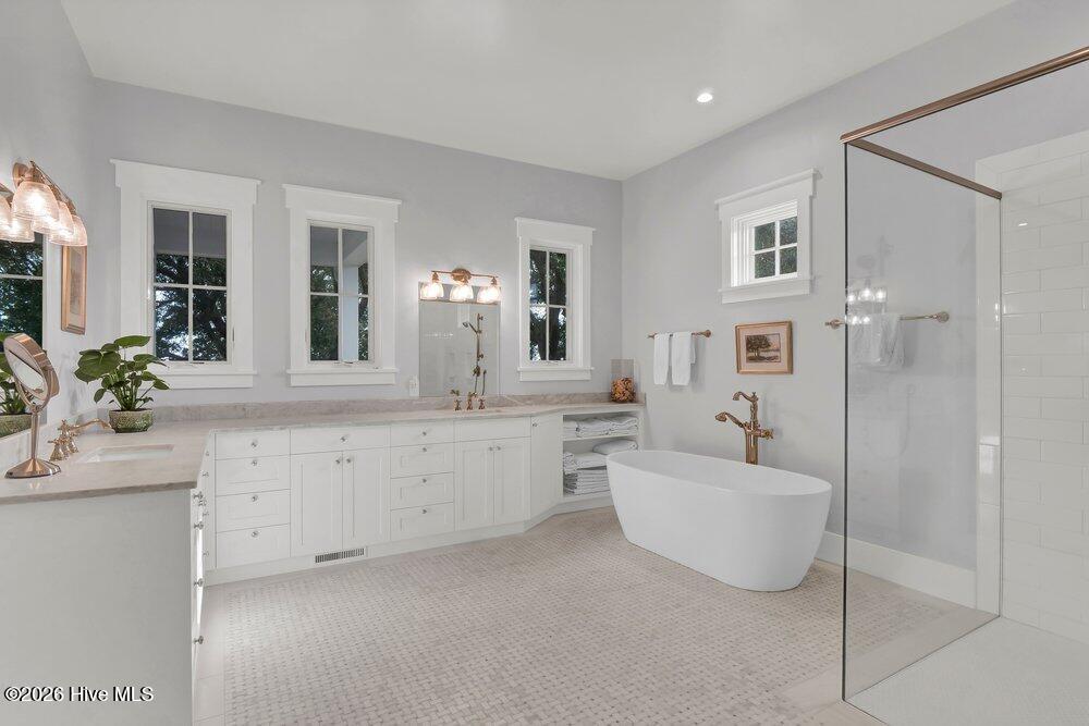 2322 Scotts Hill Loop Road Wilmington, NC 28411 - Photo 22 of 73 primary retreat